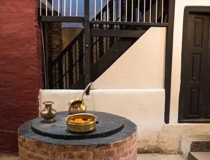 هتل Lumbini Heritage Home