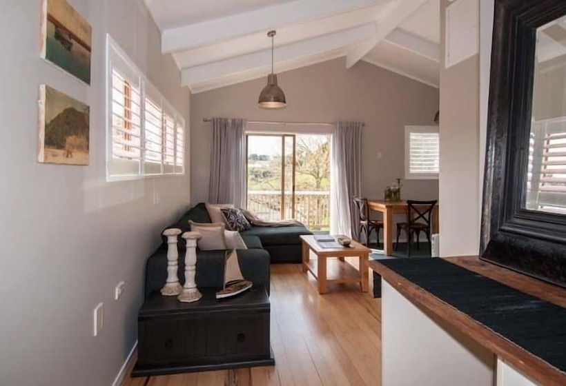 ホテル Mooring Lane Lodge