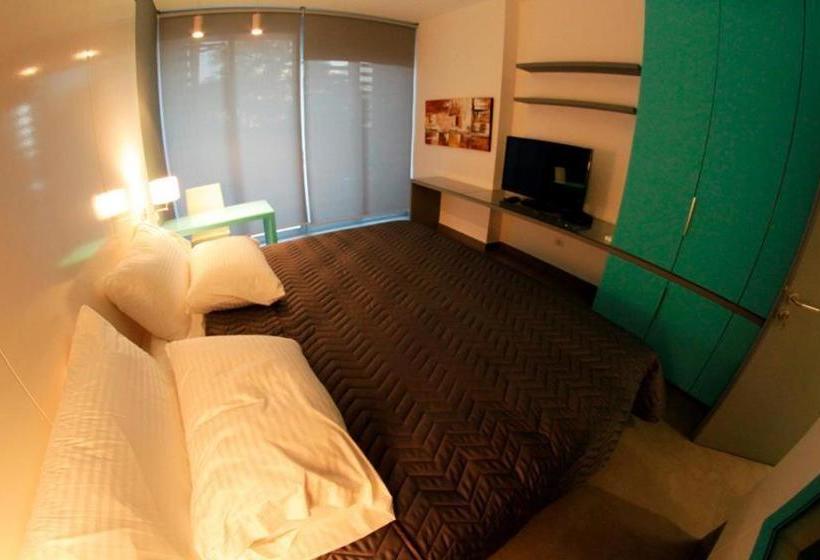 هتل Unit For Living