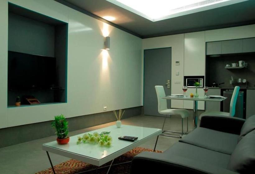 هتل Unit For Living