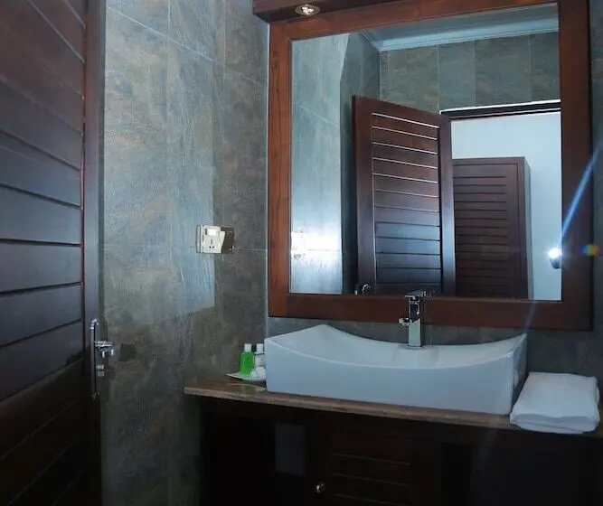 Hotelli Galaxy Grand