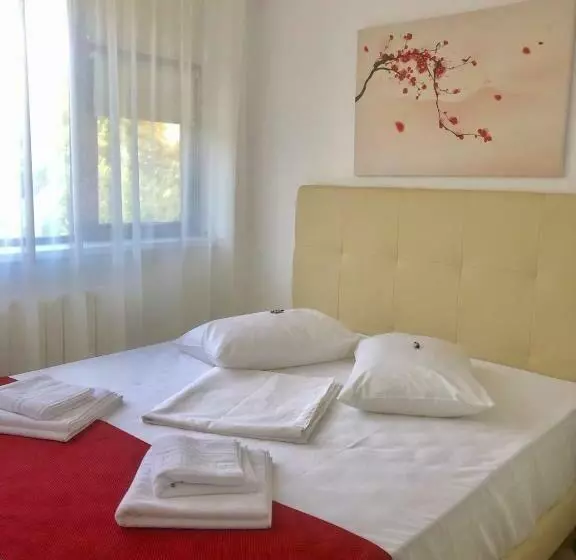 هتل Iassium Residence Iasi