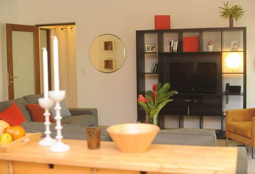 בית מלון כפרי Instyle Residences At Infiniti Blu