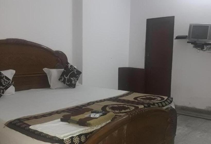 Hotel Rajdhani Guest House