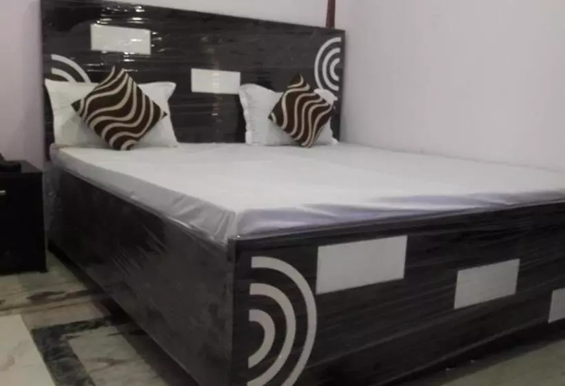 Hotelli Rajdhani Guest House