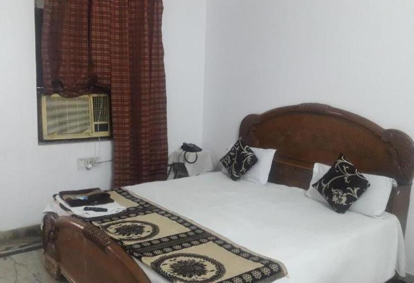 Hotel Rajdhani Guest House