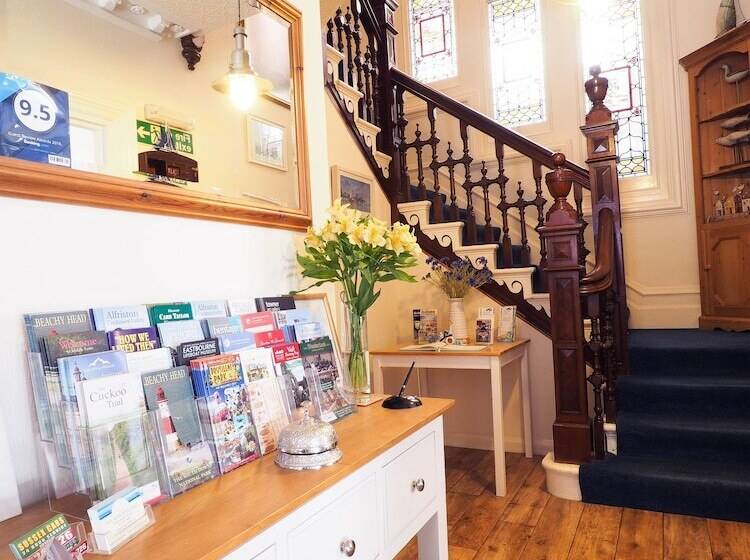 فندق The New England