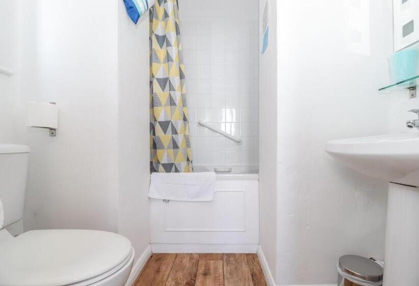 فندق The New England