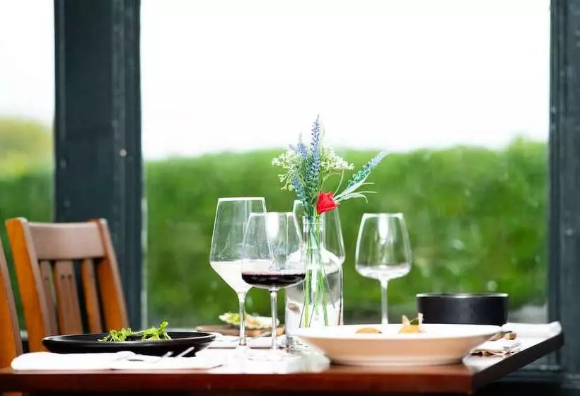 Hotelli Seymour Arms