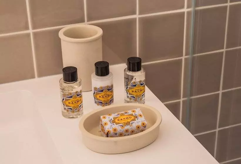 Almaria   Officina Real Apartments | Chiado