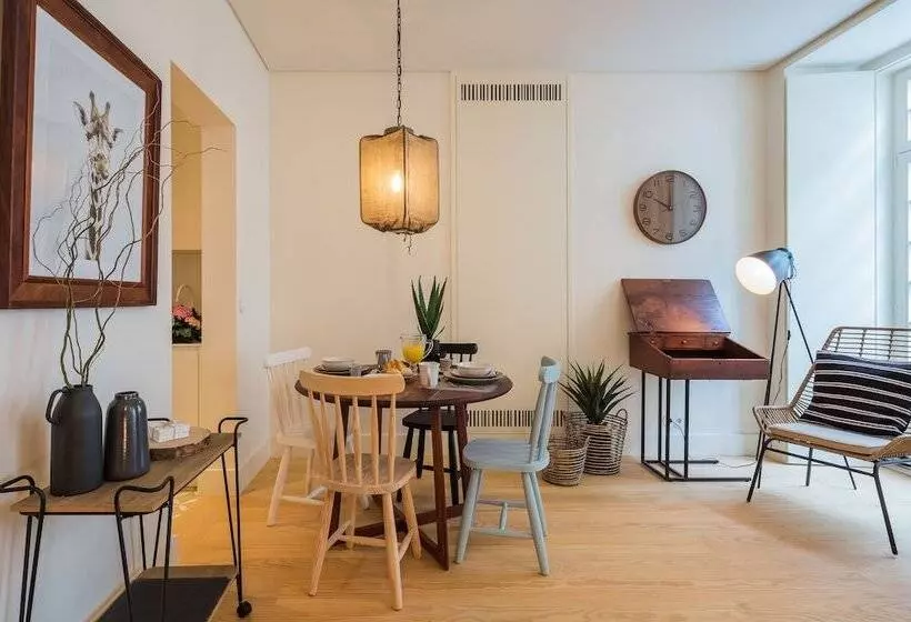 Almaria   Officina Real Apartments | Chiado