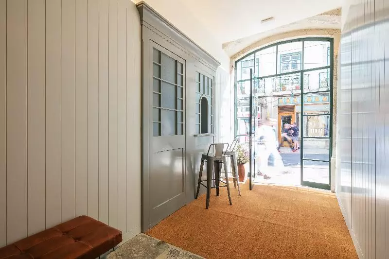 Almaria   Officina Real Apartments | Chiado