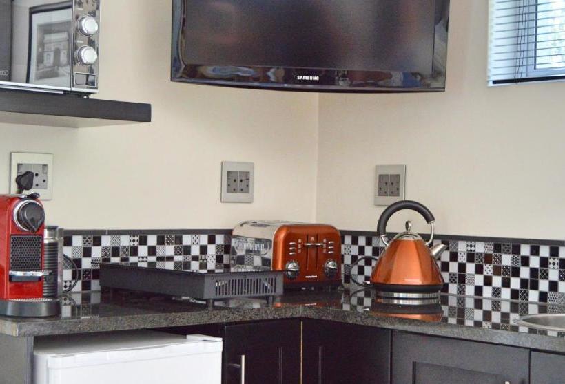 Отель 1aa Wilhelminia Apartments