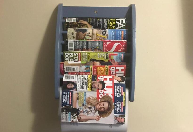 فندق A Little Guesthouse