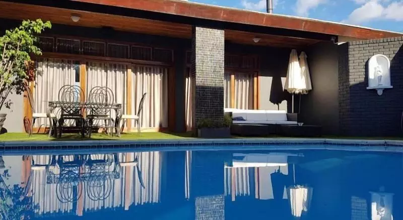 ホテル A Queenslin Guesthouse