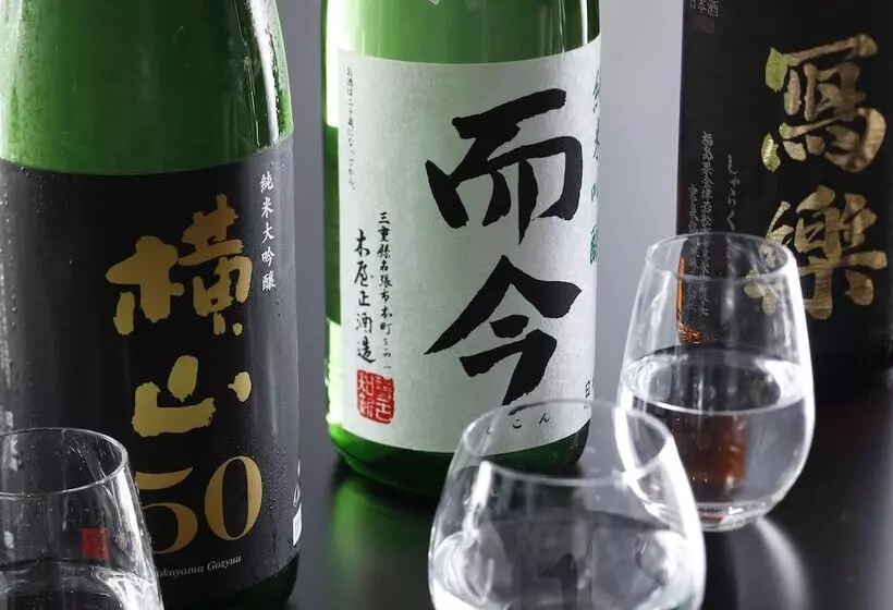 ホテル Bishoku No Kakurega Provence