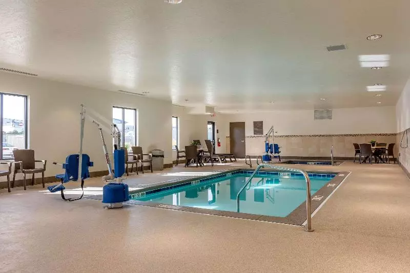 ホテル Comfort Inn & Suites Boise Airport