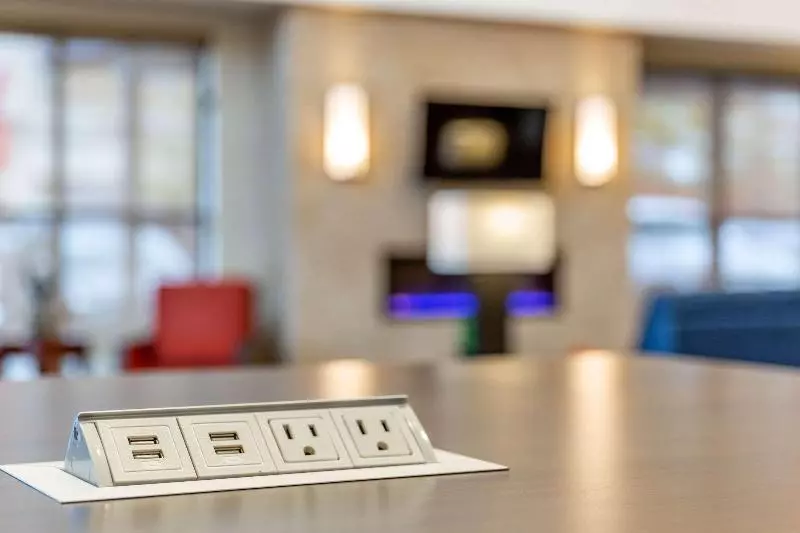 ホテル Comfort Inn & Suites Boise Airport