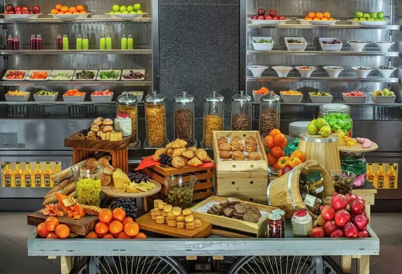 Hotelli Doubletree By Hilton Goa Panaji