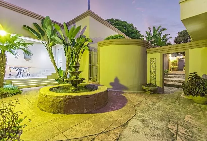 ホテル Dunton Guest House