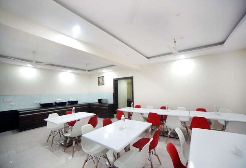 Fabhotel Pearl City Hitech City