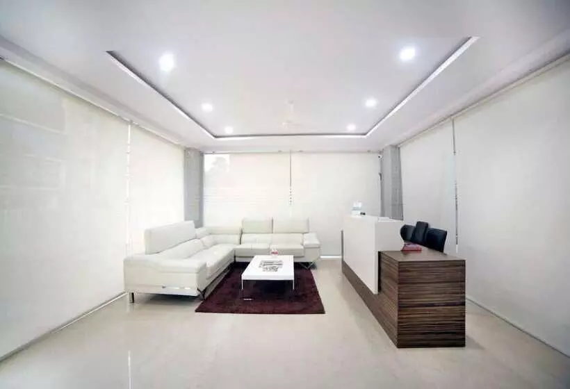 Fabhotel Pearl City Hitech City