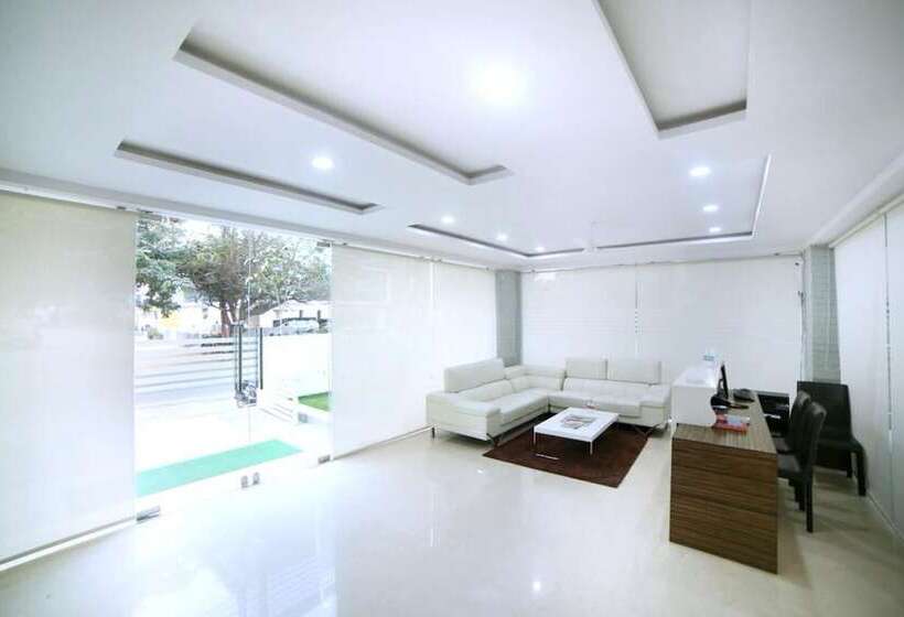 Fabhotel Pearl City Hitech City