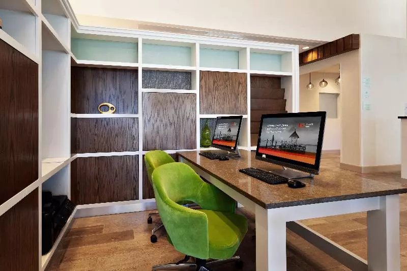 Hotelli Holiday Inn   Tallahassee E Capitol   Univ, An Ihg