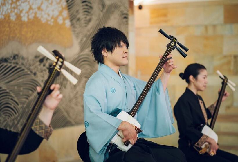 בית מלון כפרי Hoshino Resorts Kai Tsugaru