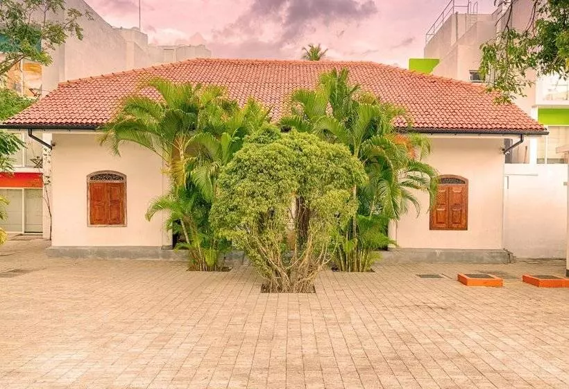 ホテル J, Unawatuna