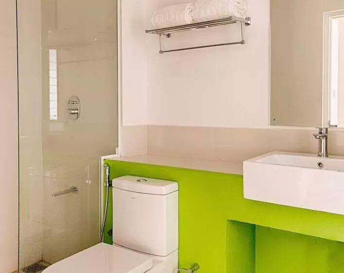 ホテル J, Unawatuna