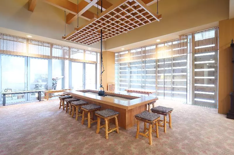 Hotelli Kamihata Onsen Sawarabi