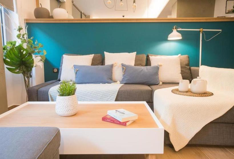 ホテル Kyveli Luxury Suites