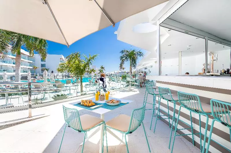 ホテル Lava Beach