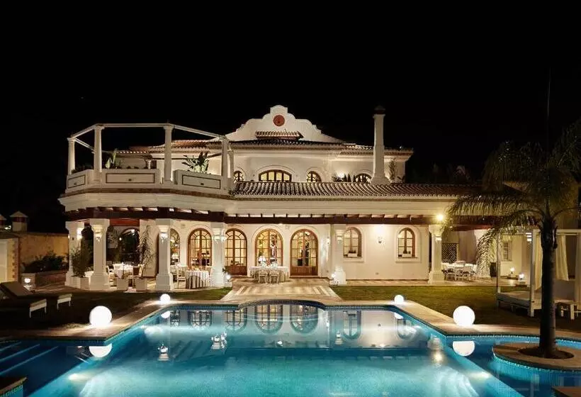 Hotelli The Touch Puerto Banús