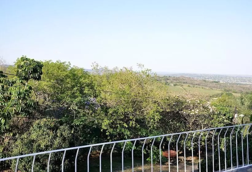 Hotelli Viewpoint Lodge & Safari Tours