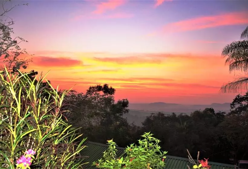 Hotelli Viewpoint Lodge & Safari Tours