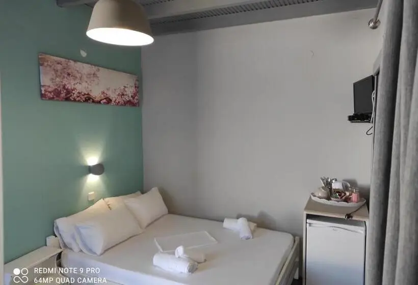 ユースホステル Protopapas Rooms