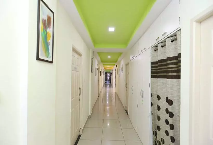 Fabhotel Colors Service Apartment   Nr Santhome Cathedral Basilica & Marina Beach