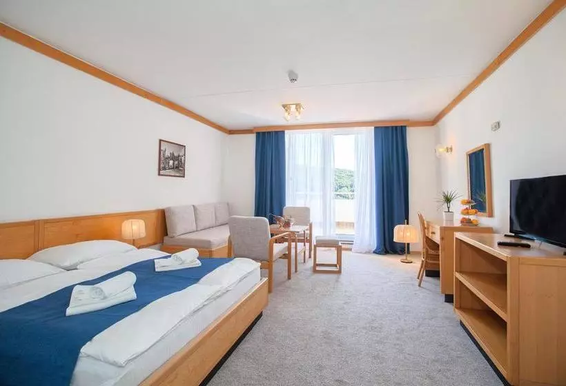 هتل Resort Duga Uvala