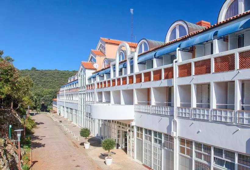 هتل Resort Duga Uvala