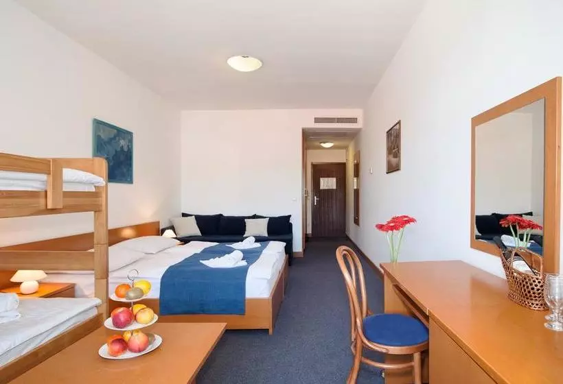 هتل Resort Duga Uvala