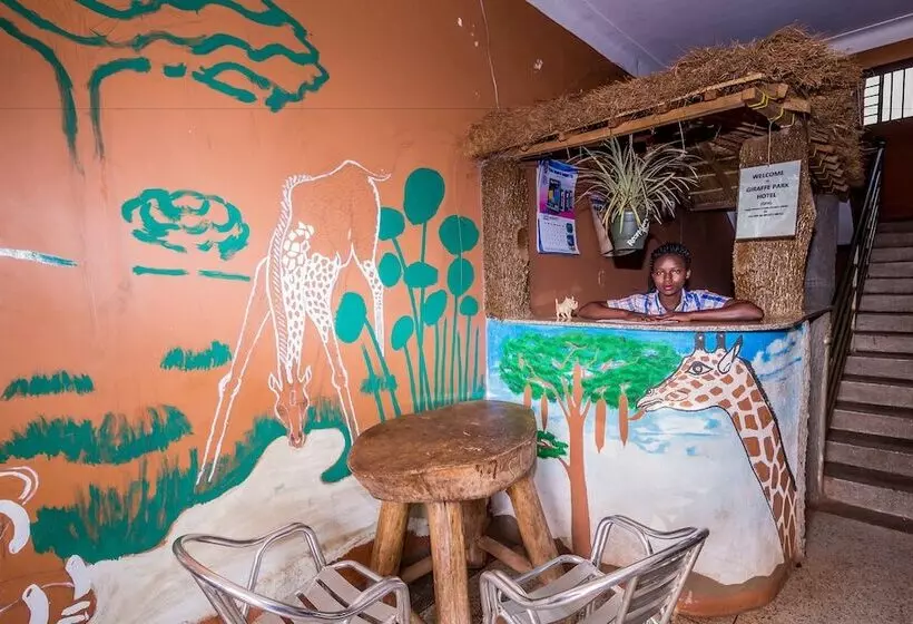 هتل Giraffe Park
