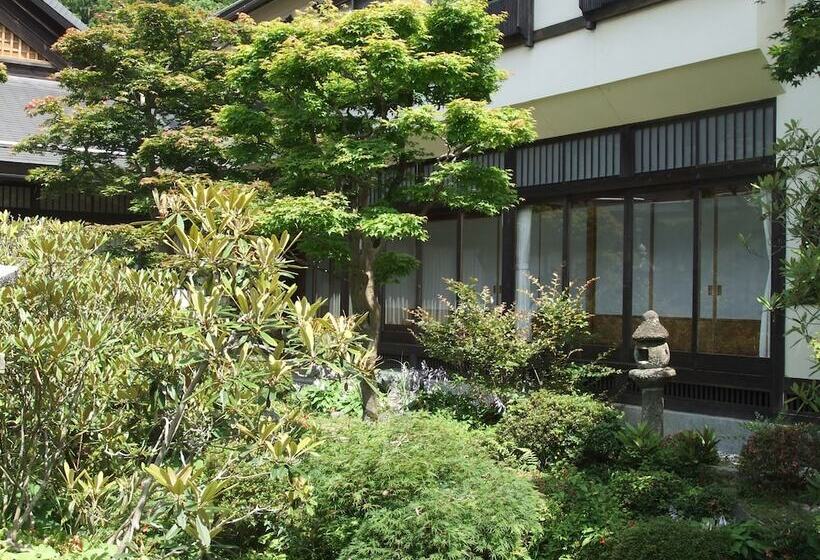 هتل 高野山 宿坊 常喜院 Koyasan Shukubo Jokiin