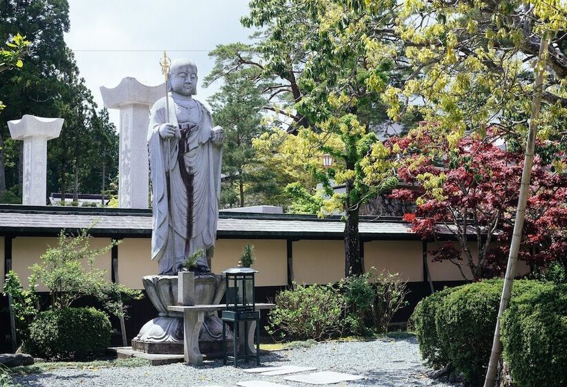 هتل 高野山 宿坊 常喜院 Koyasan Shukubo Jokiin