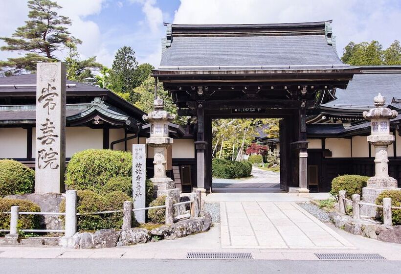 هتل 高野山 宿坊 常喜院 Koyasan Shukubo Jokiin