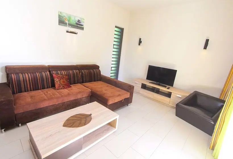 هتل Nitzana Residences & Restaurant