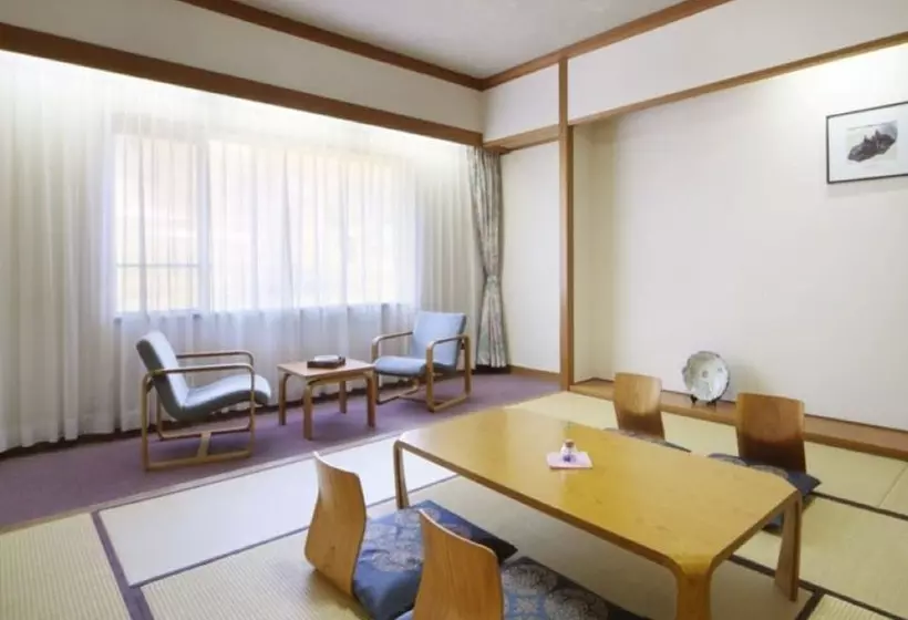 ホテル Oze Iwakura Resort