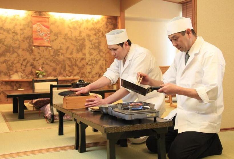 Отель Syukaen Yunohanazen