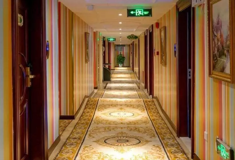 Vienna Hotel Shenzhen Hubei Metro Station